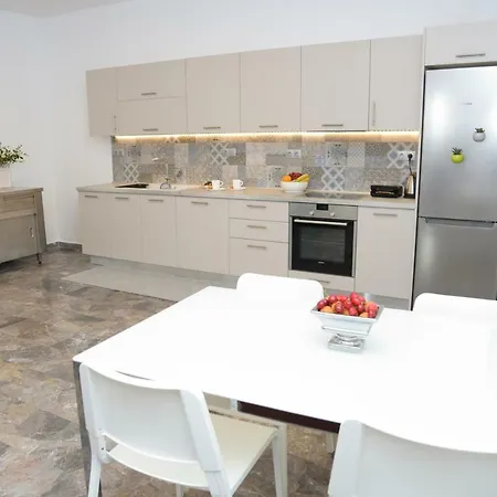Kontis Apts Appartement Pelekas