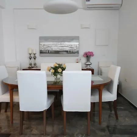 Kontis Apts Pelekas