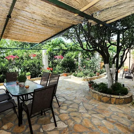 Garden House Kastellani * Kastellanoi (Parelioi, Corfu)