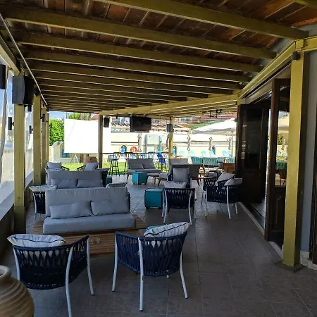 Tondoris Aparthotel 2*