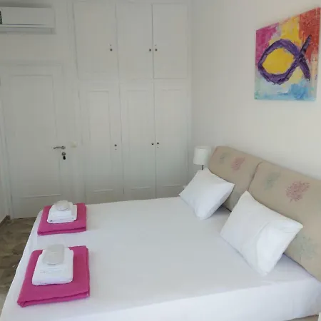 Appartement Kontis Apts *