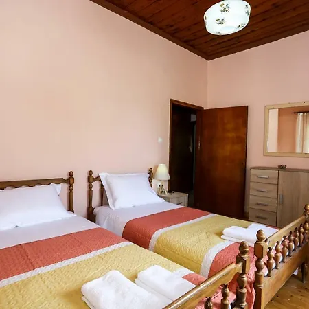 Country house Garden House Kastellani *