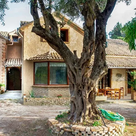 Brigadoon Corfu * Agios Ioannis Peristeron (Corfu)
