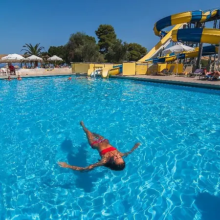 Messonghi Hotel 4*
