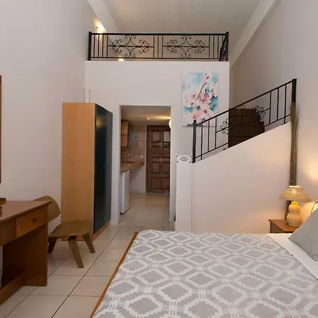 Aparthotel Bristol *