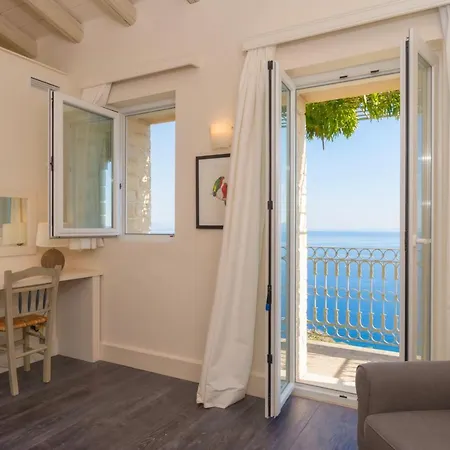 Paleopetres Blanche - Private Pool - Sea Views - Nissaki - North East Coast - Nisaki (Corfu)