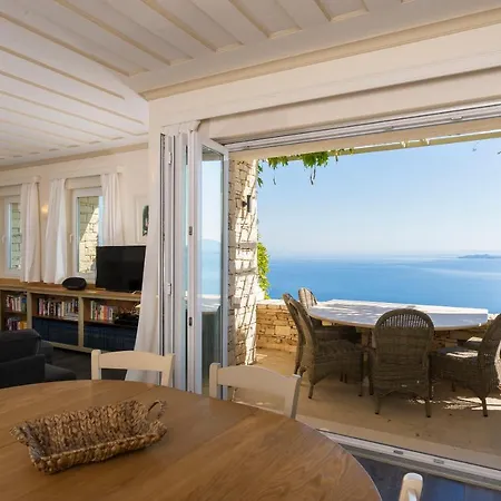Paleopetres Blanche - Private Pool - Sea Views - Nissaki - North East Coast - Villa