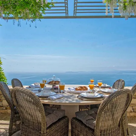 Villa Paleopetres Blanche - Private Pool - Sea Views - Nissaki - North East Coast -