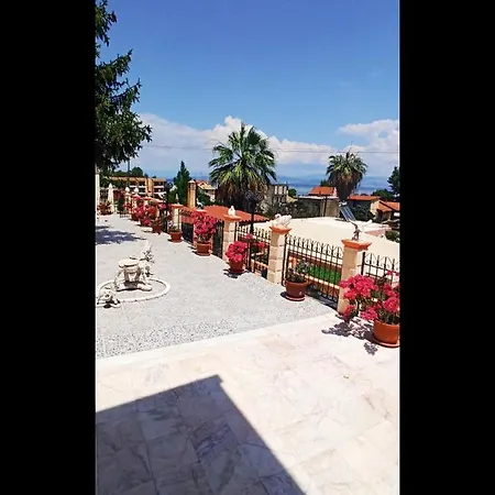 Corfu Sunflower Apartment *
