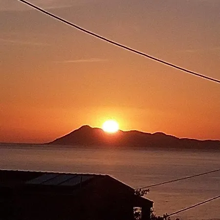 Spiros Maria *