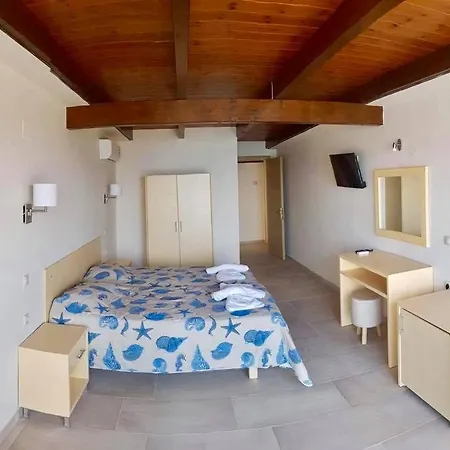 Hotel Aquarius Mini Suites