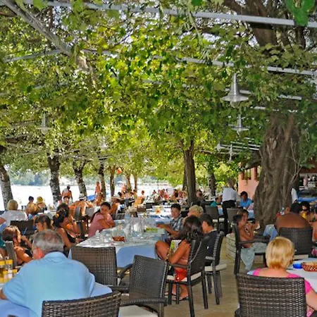Hotel Beach 2*