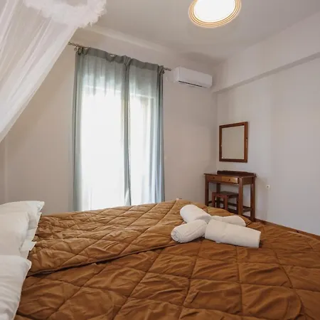 Elias & Vasili House 2* Agios Georgios Pagon