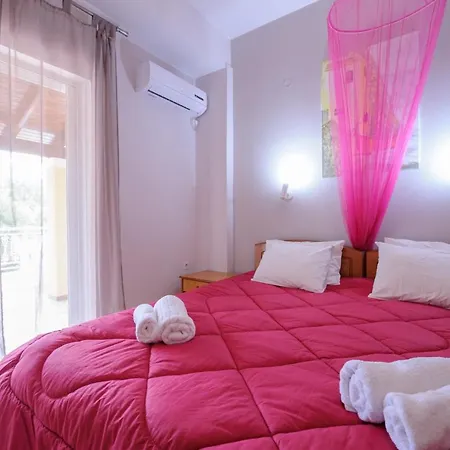 Hotel Elias & Vasili House