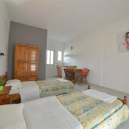 Bertos Hotel 2*