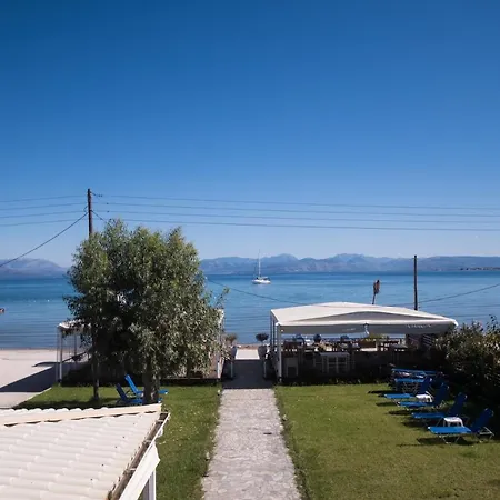 Christina Beachfront By Hotelius 2*