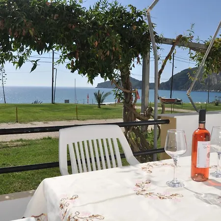 Hotel Elias & Vasili House Agios Georgios Pagon