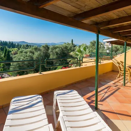 Aparthotel Yannis 3*