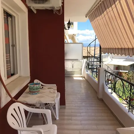 Apartment Loula's