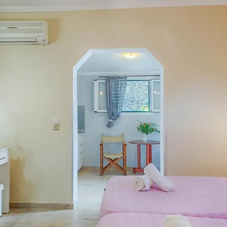 Dolphin Apartment