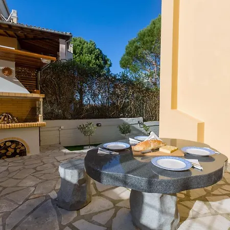 Louisa's Summer House * Kastania (Corfu)