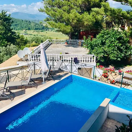 Holiday home Ermones Diamond