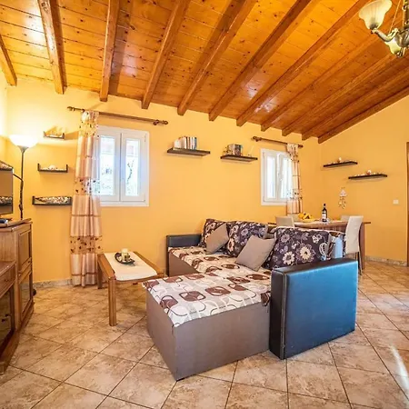 Apartment Tsoukias House