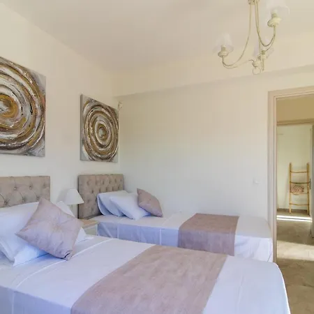 Ferienhaus τhalasso Palace Homes *
