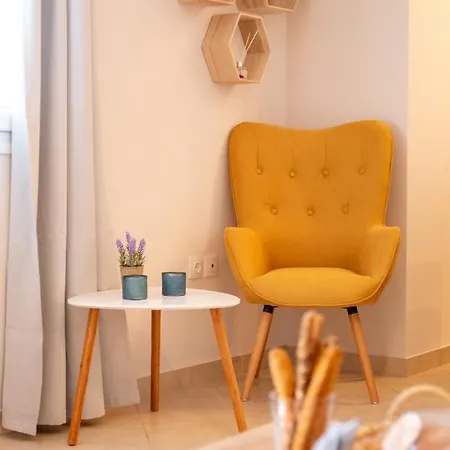 M&m 2 Apartment