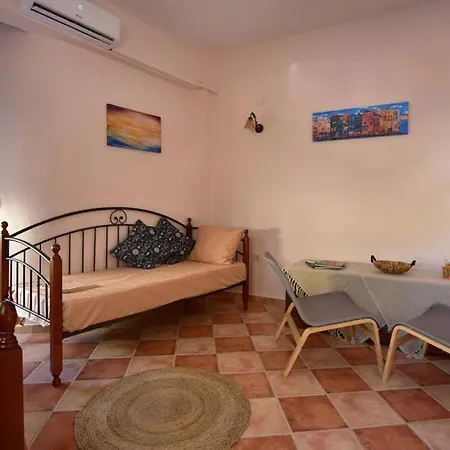 Holiday home Nafsikas -