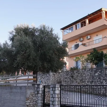 Corfu Quality Suite, Tranquility, Mountain & Sea Views Agios Gordios (Corfu)