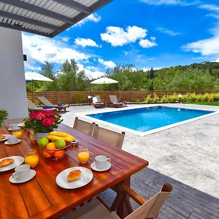 Villa Oras Corfu Dassia (Corfu)