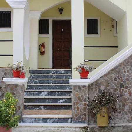 Apartment Marina 1990 Agios Georgios Pagon
