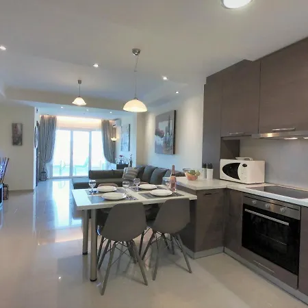 Holiday home Sunshine 1 With Sea View *