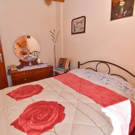 Apartment Traditional House With Amazing View Chlomos