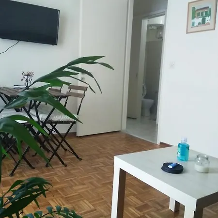 Central Corfu Town Apartment *