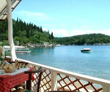 Nikolas Sea View Agnibay Kentroma