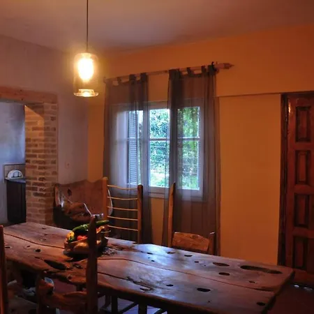 Finetsioslenia House Vakantiehuis *