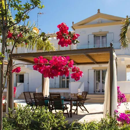 τhalasso Palace Homes Ferienhaus Petrití