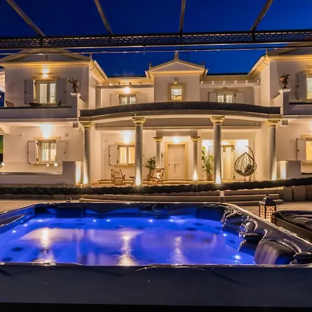 Ferienhaus τhalasso Palace Homes *