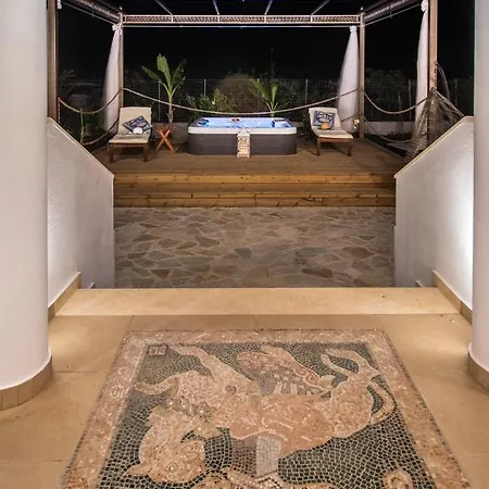 Ferienhaus τhalasso Palace Homes *