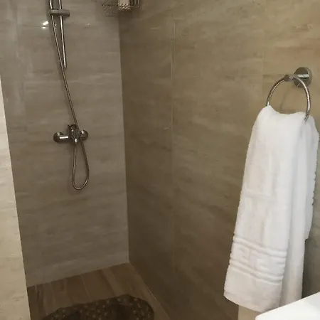 Apartment Dora's 1 *