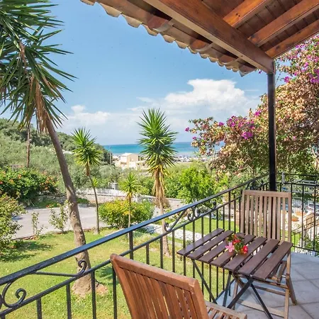 Chrismos Luxury Corfu Aparthotel Apraos
