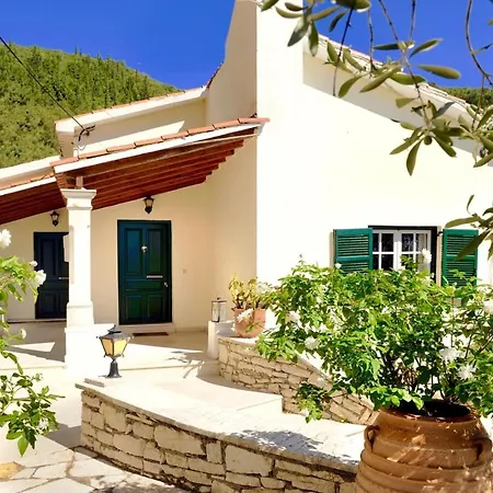 Kaminaki Panorama With Private Pool By Dadovillas *