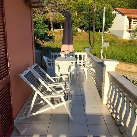 Virginia Hotel Vitaládes