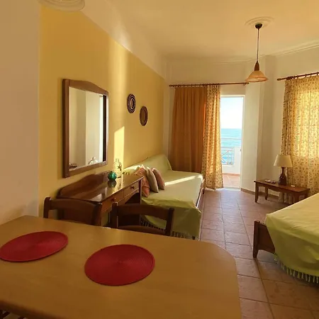 Nereides Aparthotel