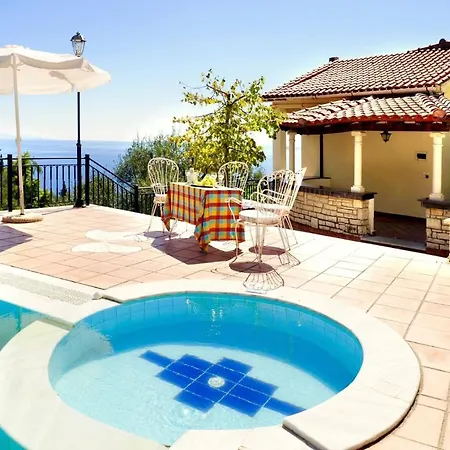 Kaminaki Panorama With Private Pool By Dadovillas Nisaki (Corfu)