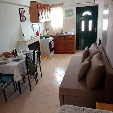 Apartment Dimitris House