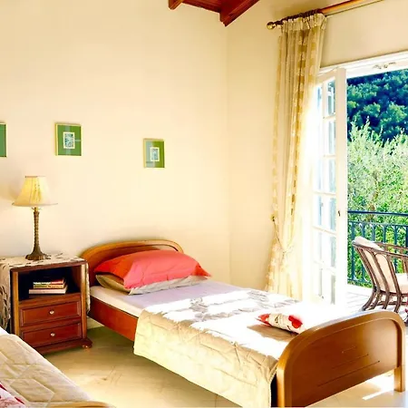 Kaminaki Panorama With Private Pool By Dadovillas Villa