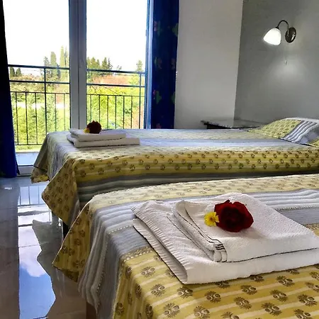 Apartment Banos And Swimming Pool